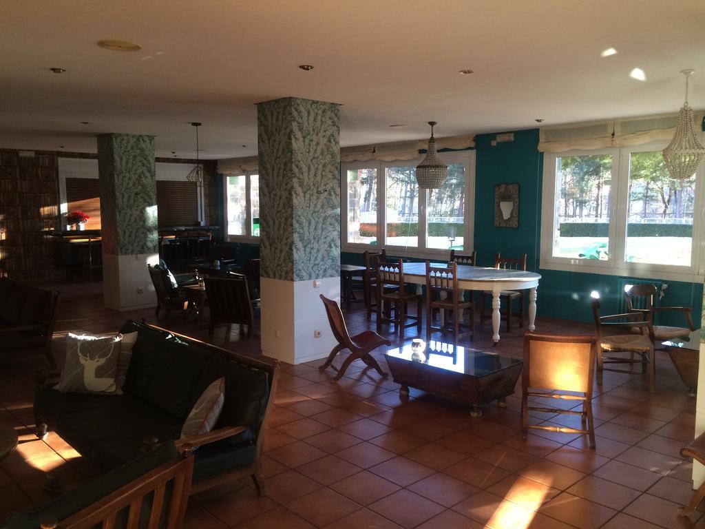 Hotel La Pardina Sabiñánigo 外观 照片