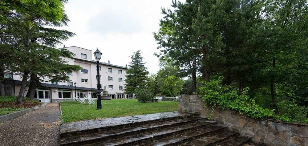 Hotel La Pardina Sabiñánigo 外观 照片