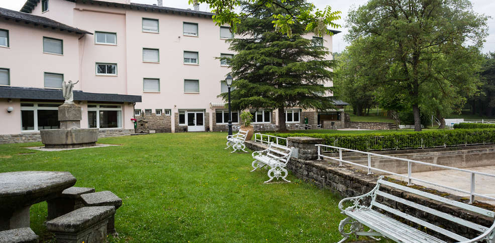 Hotel La Pardina Sabiñánigo 外观 照片