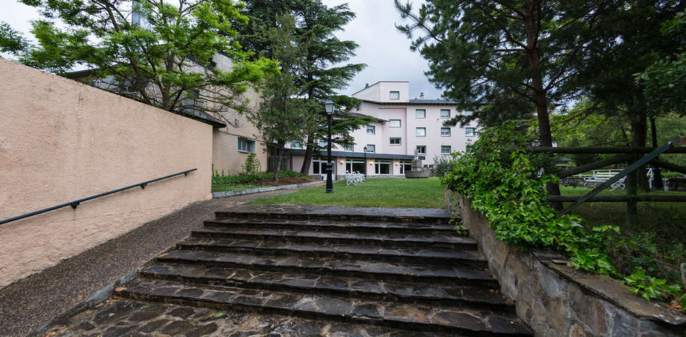 Hotel La Pardina Sabiñánigo 外观 照片